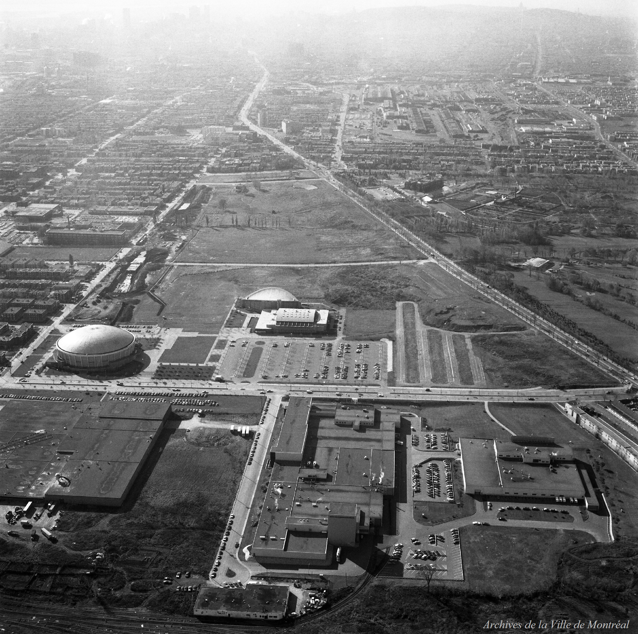 Golf Municipal et ancienne pépinière - Jeux Olympiques (COJO) Yvon Leblanc / Rhéal Benny . - 31 octobre 1972
